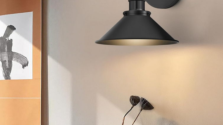 Inteligentna lampa ścienna Loft