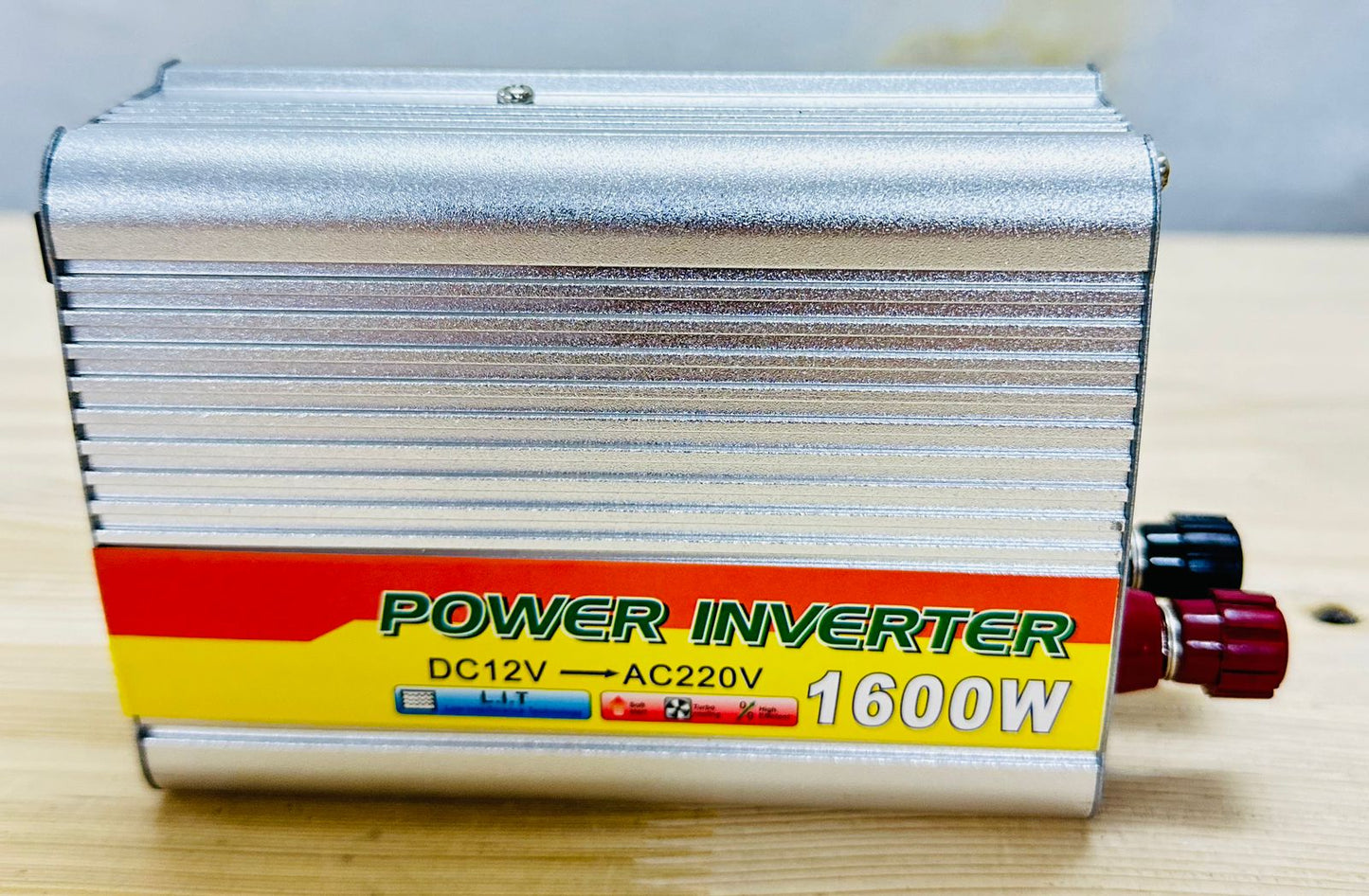 PRZETWORNIK NAPIĘCIA FALOWNIK 1600W