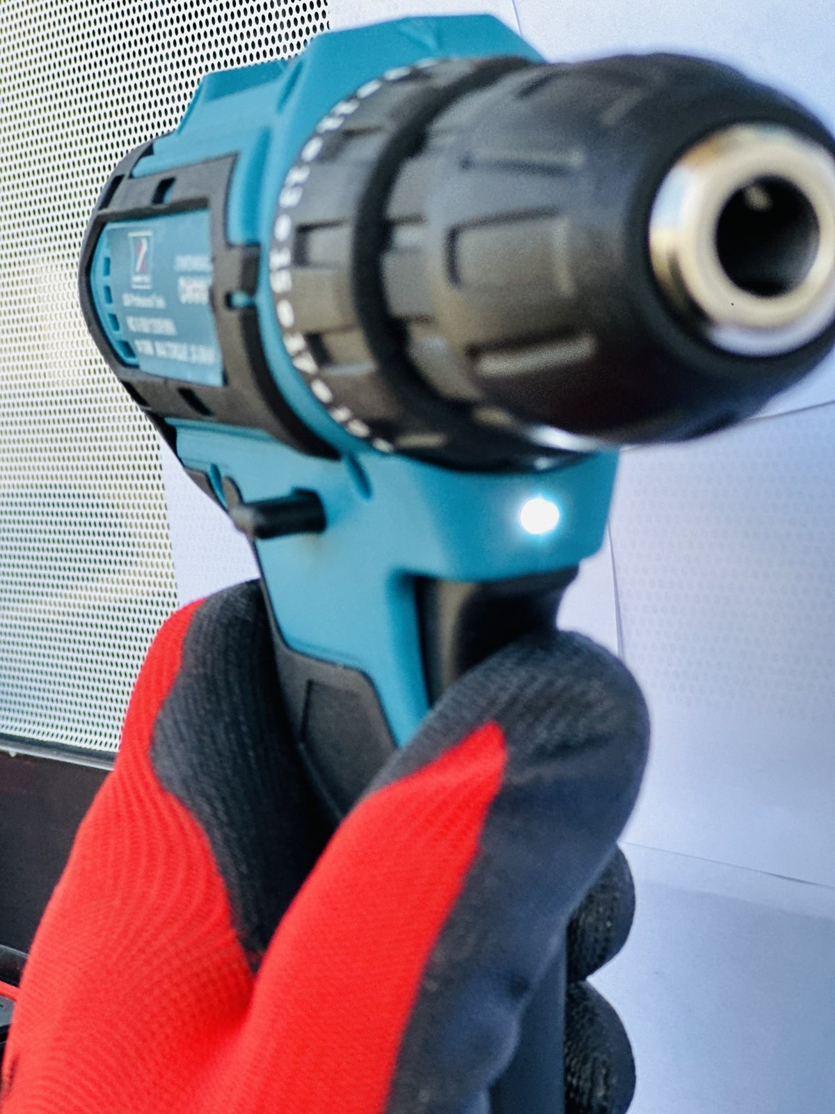 WIERTARKA BEZPRZEWODOWA HAMMER TOOLS 18 V Z 2 AKUMULATORAMI