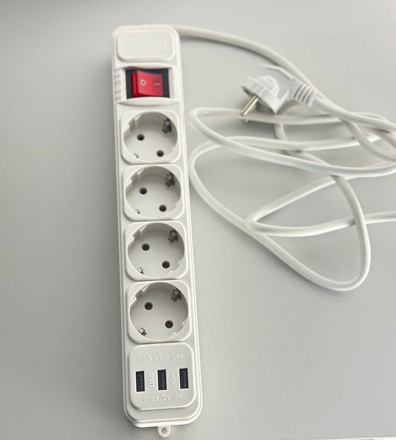 Przedłużacz (4 gniazda, 3 wejścia USB) 2 SZT